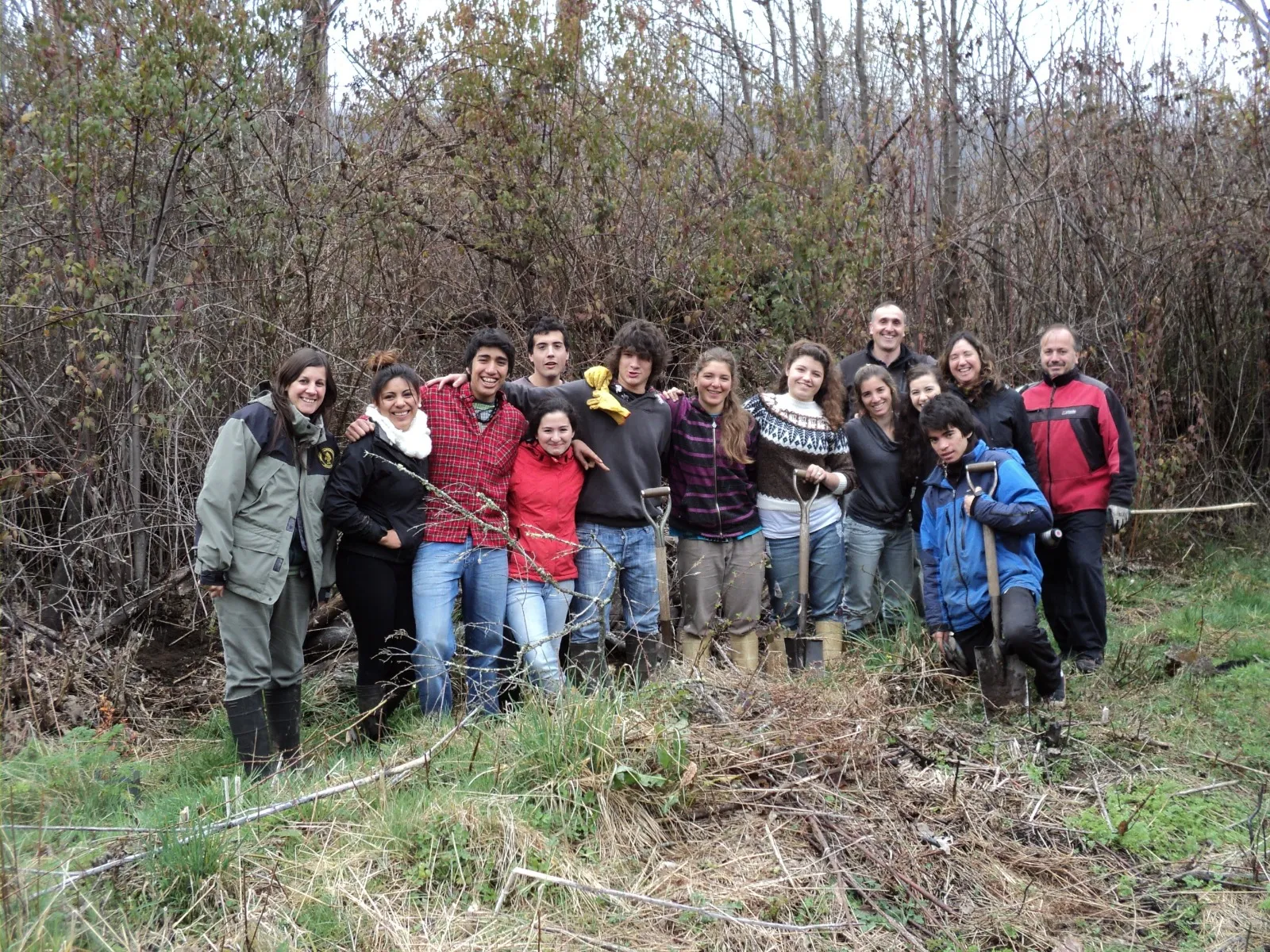 Profesores, estudiantes y personal del parque nacional